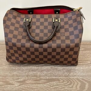 LV speedy 30 in Damier Ebene.